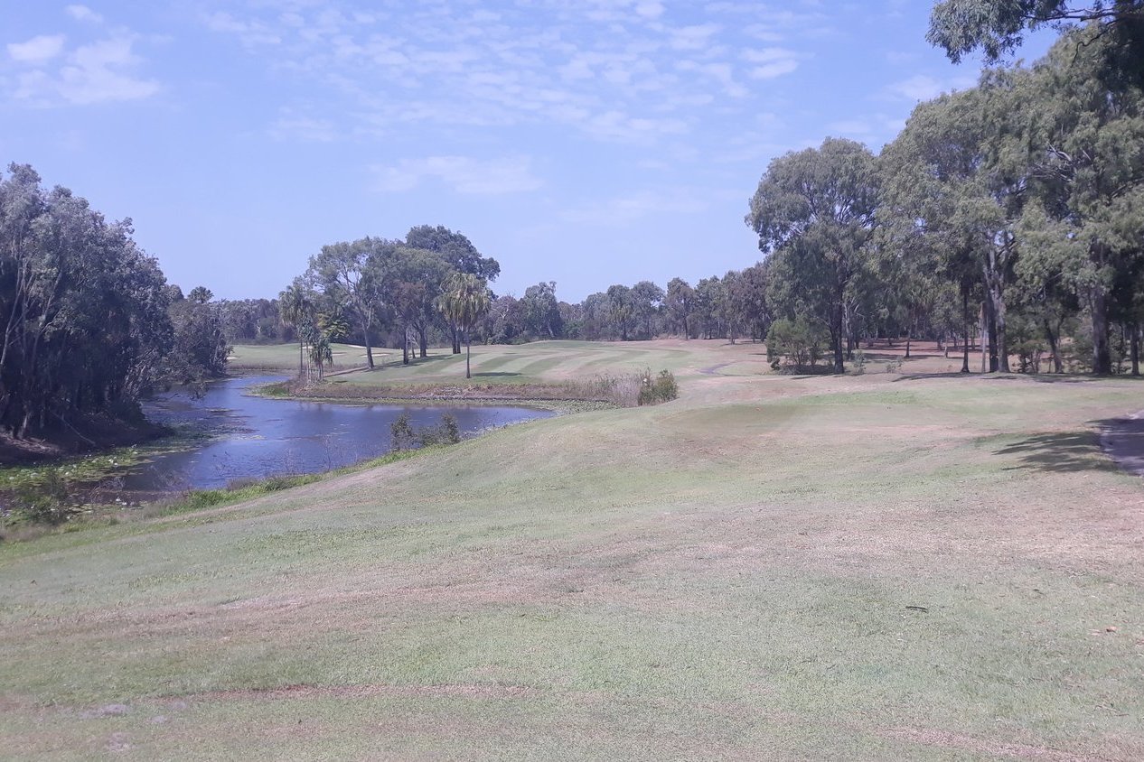Original phone photo of hole 8 at Capricorn Resort